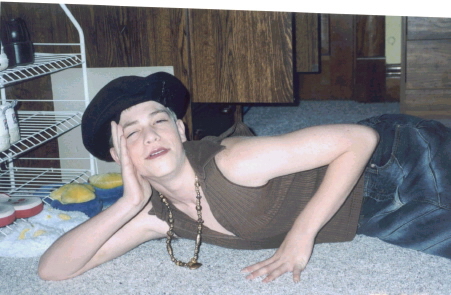 skylarpurdypose.jpg